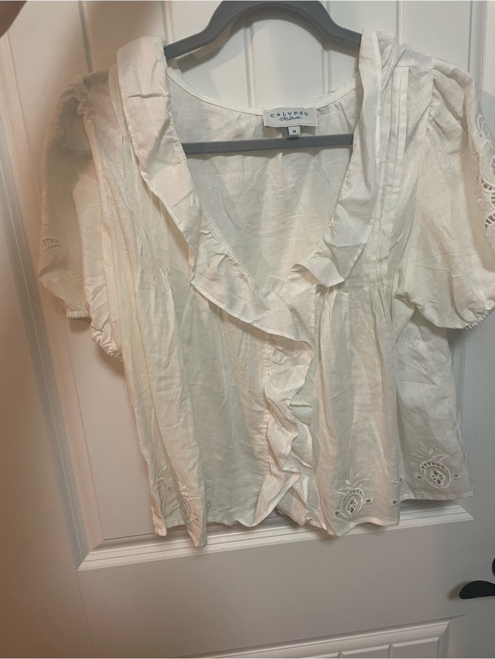 Doen inspired white linen blouse
